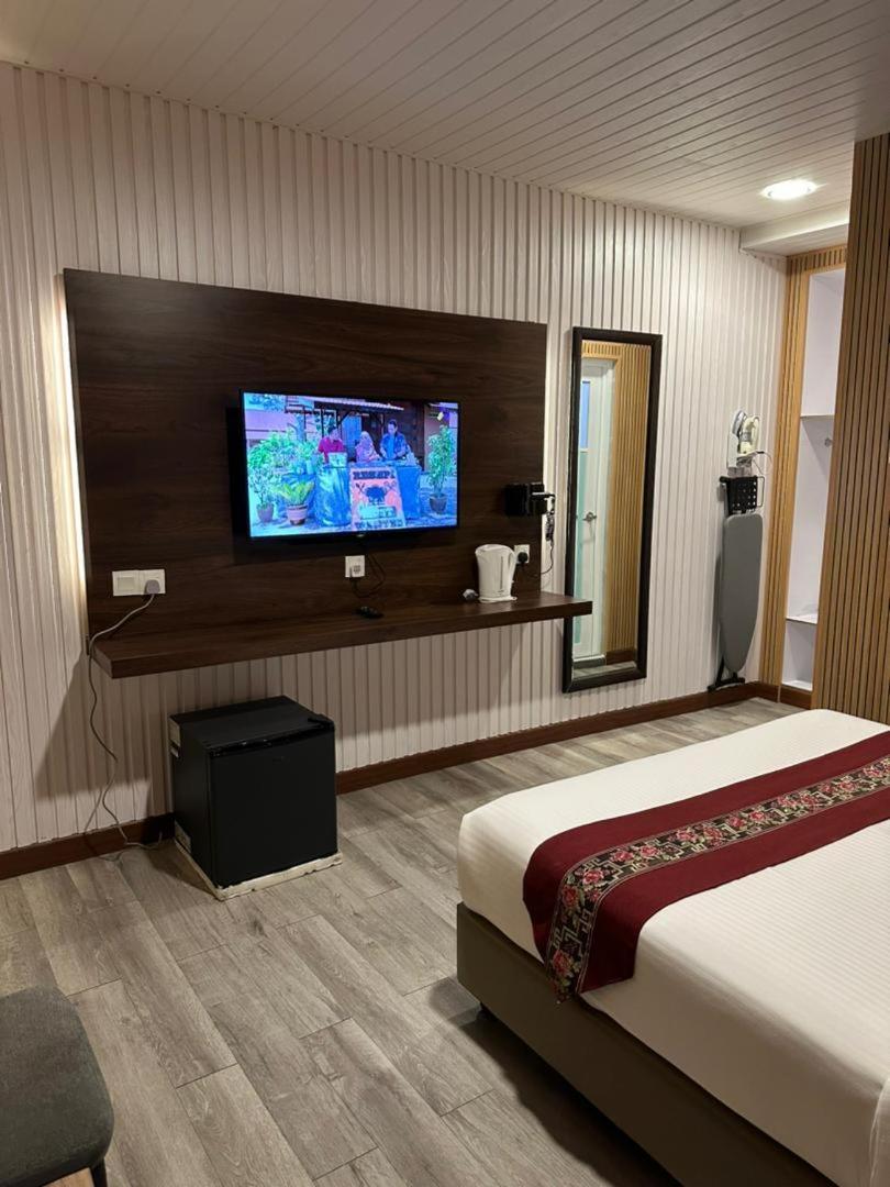 Ss Hotel סרמבאן מראה חיצוני תמונה