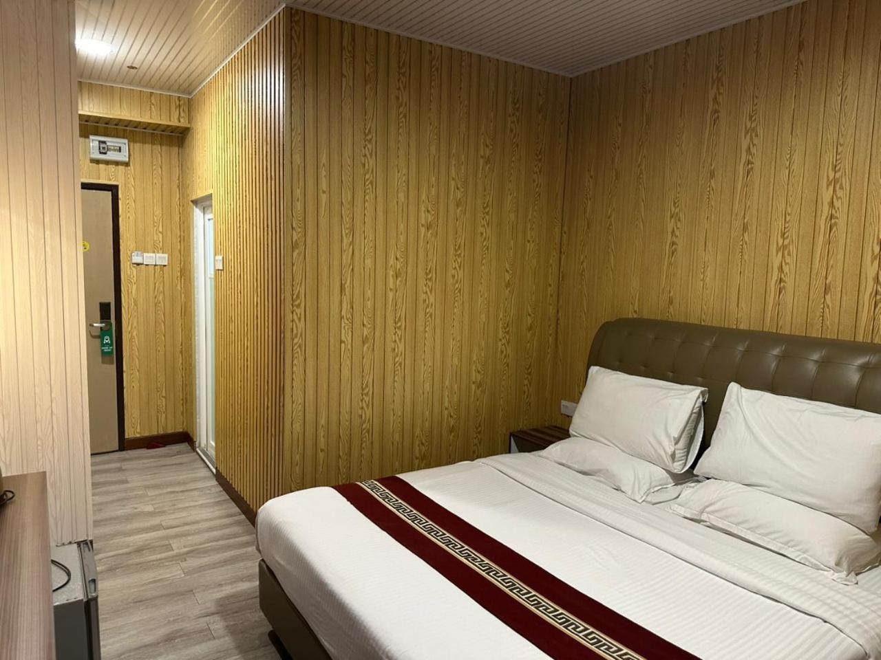 Ss Hotel סרמבאן מראה חיצוני תמונה
