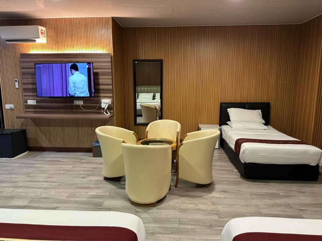 Ss Hotel סרמבאן מראה חיצוני תמונה